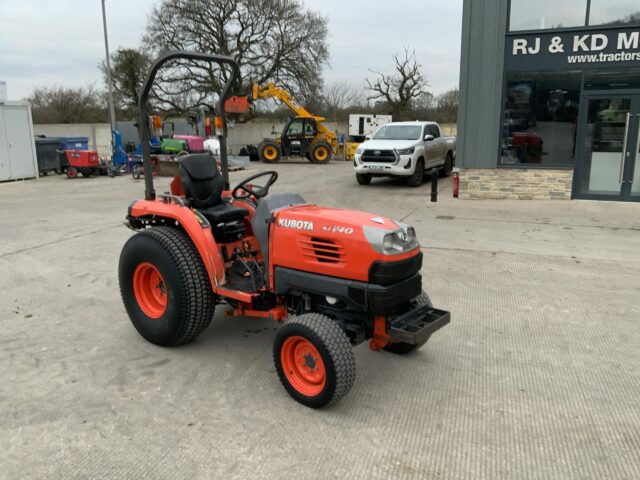 Kubota STV40 Compact Tractor (ST22299)