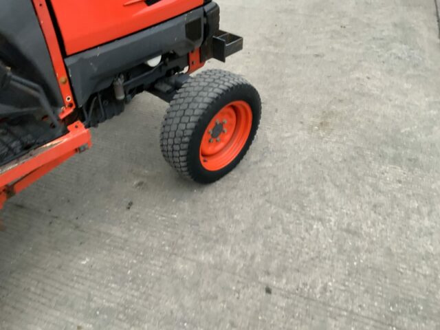 Kubota STV40 Compact Tractor (ST22299)