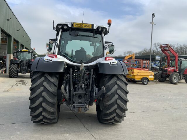 Valtra N154 Active Tractor (ST22245)