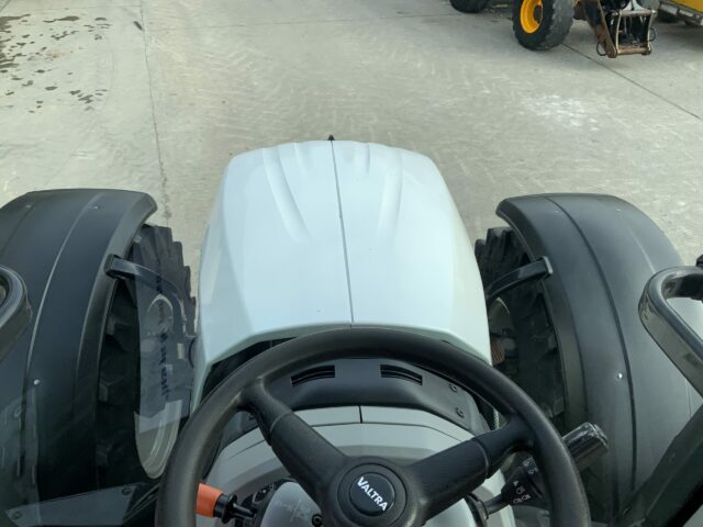 Valtra N154 Active Tractor (ST22245)