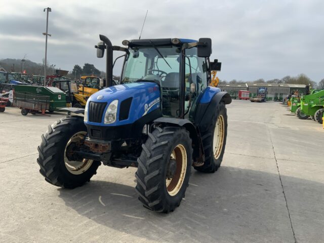 New Holland T6.140 Tractor (ST21935)