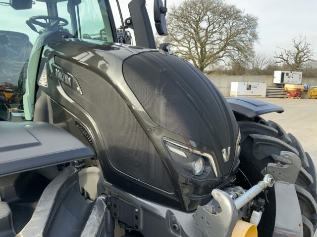 Valtra N174 Direct Tractor (ST22409)