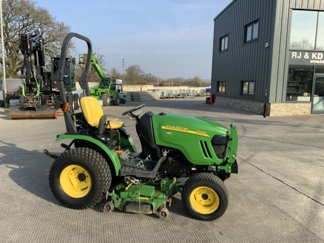 John Deere 2320 Compact Mower (ST21450)