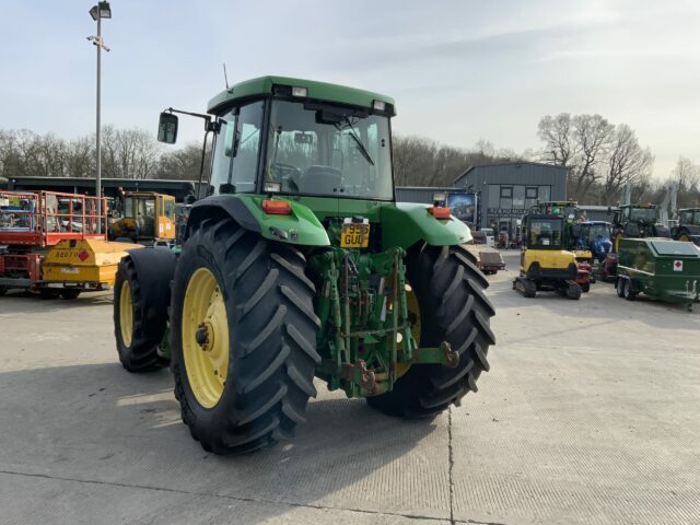 John Deere 7710 Tractor (ST20617)