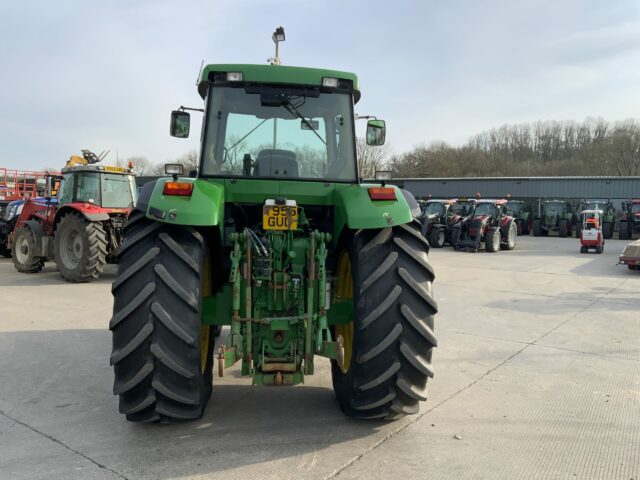 John Deere 7710 Tractor (ST20617)