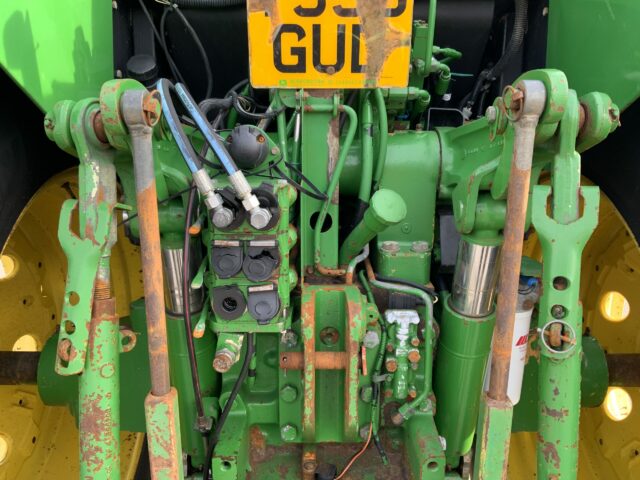 John Deere 7710 Tractor (ST20617)