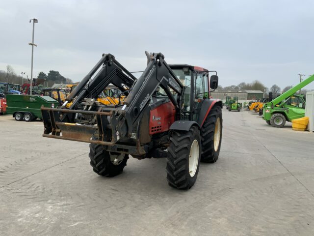 Valmet 8100 Twin Track Reverse Drive Tractor