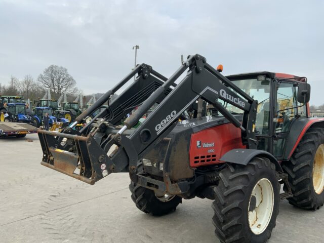 Valmet 8100 Twin Track Reverse Drive Tractor