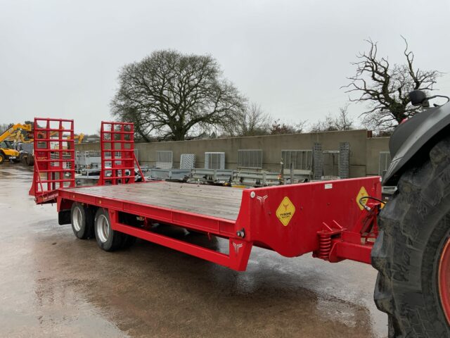 Tyrone Trailers Twin Axle 22ft Low Loader (ST22453)