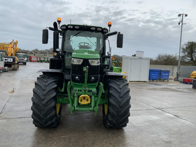 John Deere 6215R Tractor (ST22423)