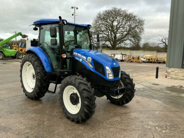 New Holland TD5.95 Tractor (ST21797)