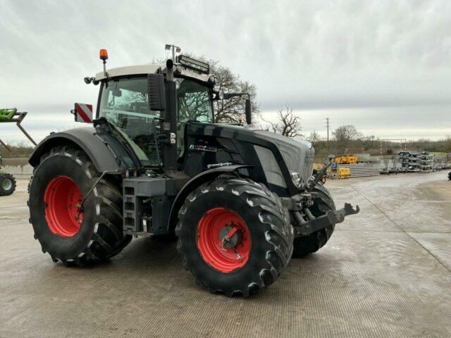 Fendt Black 828 Profi Plus Tractor (ST21583)