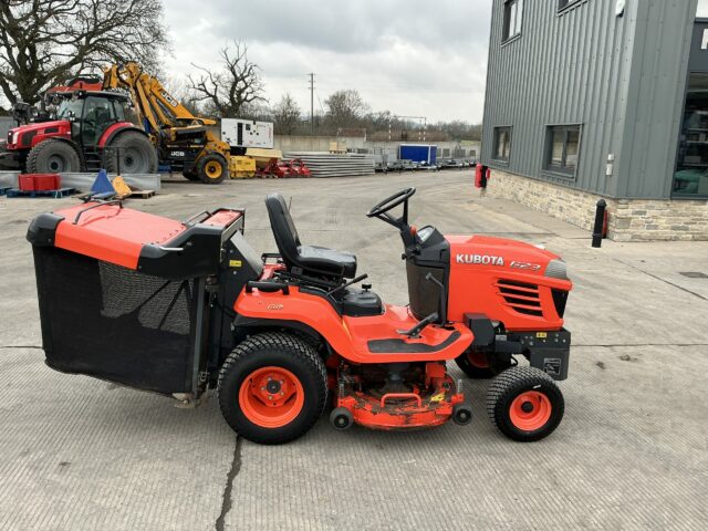 Kubota G23 Lawn Mower