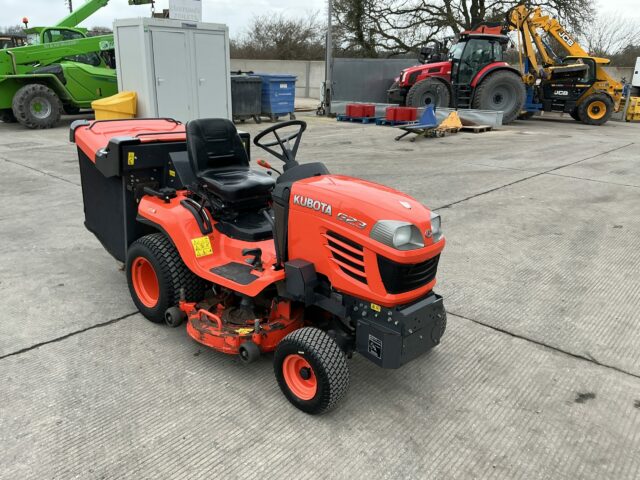 Kubota G23 Lawn Mower