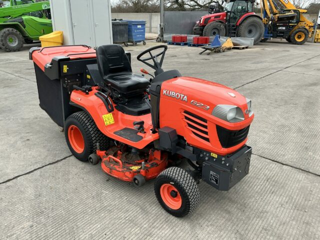 Kubota G23 Lawn Mower