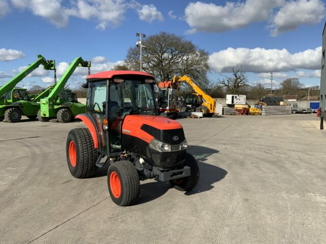 Kubota L2501 Compact Tractor (ST21204)