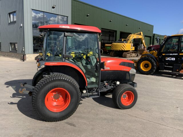 Kubota L2501 Compact Tractor (ST21204)