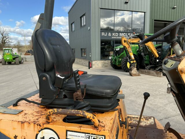 Thwaites 3 Tonne Straight Tip Dumper