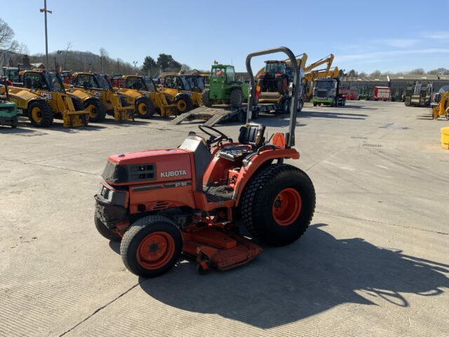 Kubota ST30 Compact Tractor (ST22507)