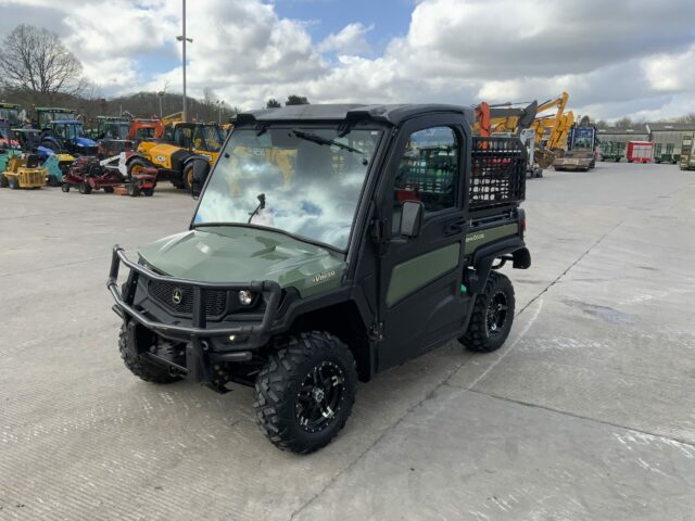 John Deere XUV 865M Gator (ST22546)