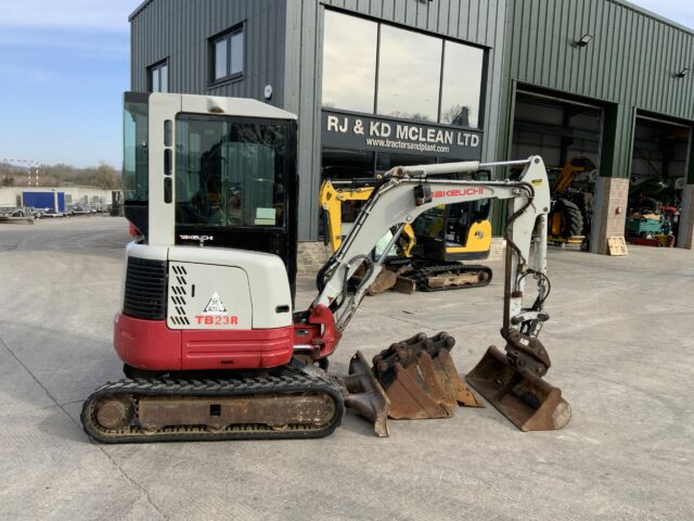 Takeuchi TB23R Digger (ST22406)