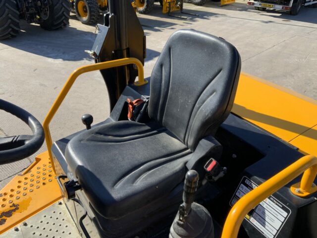 JCB 6T-2 Swivel Tip Dumper (ST22602)