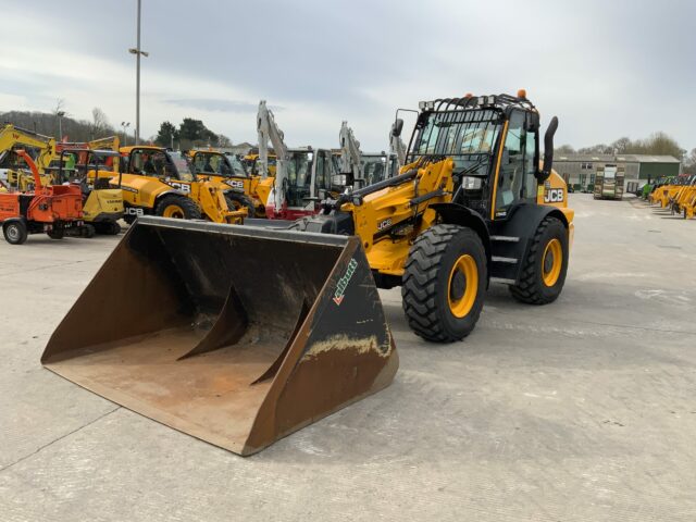 JCB TM420 Pivot Steer (ST22539)