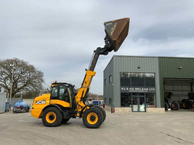 JCB TM420 Pivot Steer (ST22539)