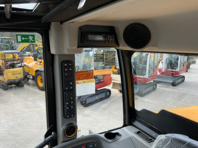 JCB TM420 Pivot Steer (ST22539)