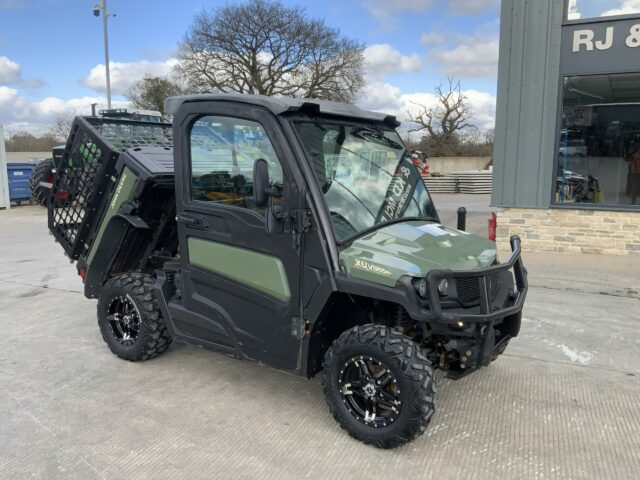 John Deere XUV 865M Gator (ST22546)