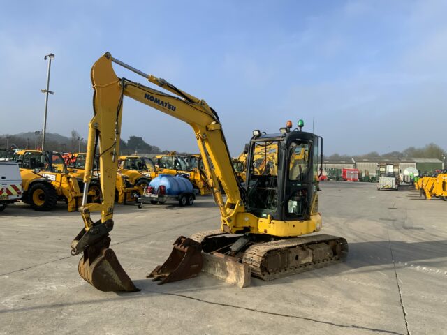 Komatsu PC55 MR-3 Digger (ST22563)