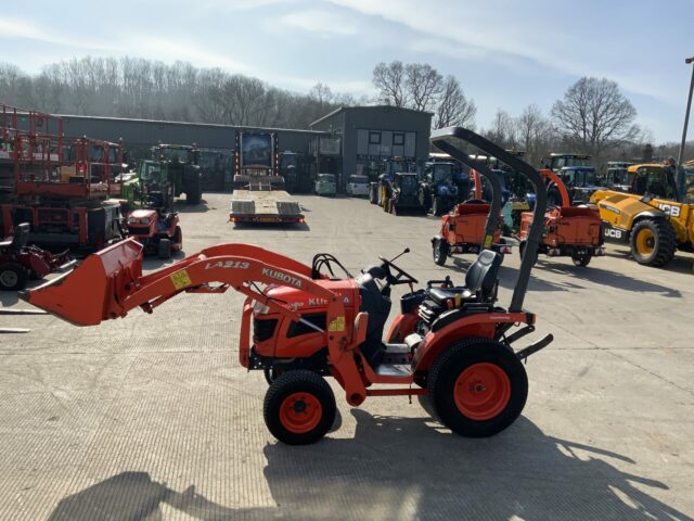 Kubota B1820 Compact Tractor (ST22627)