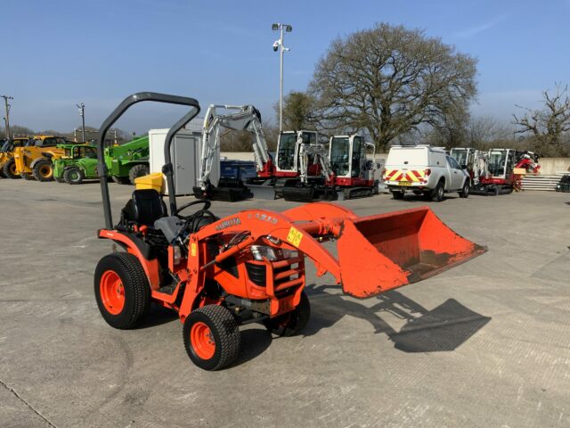 Kubota B1820 Compact Tractor (ST22627)