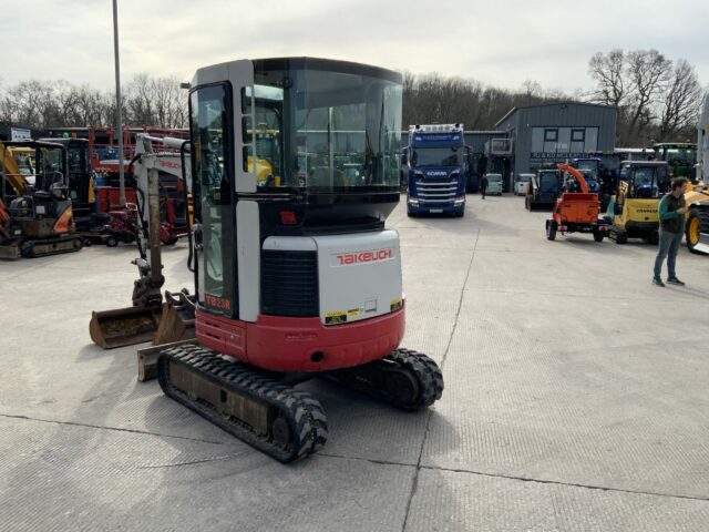 Takeuchi TB23R Digger (ST22406)